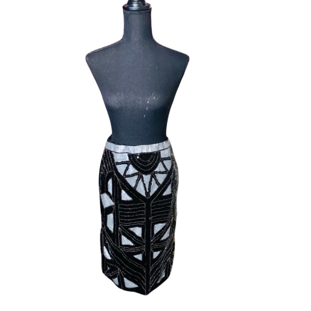 NWT Front Row Black & Grey by Sara & Goldy Geometric Design Sequin Pencil Skirt